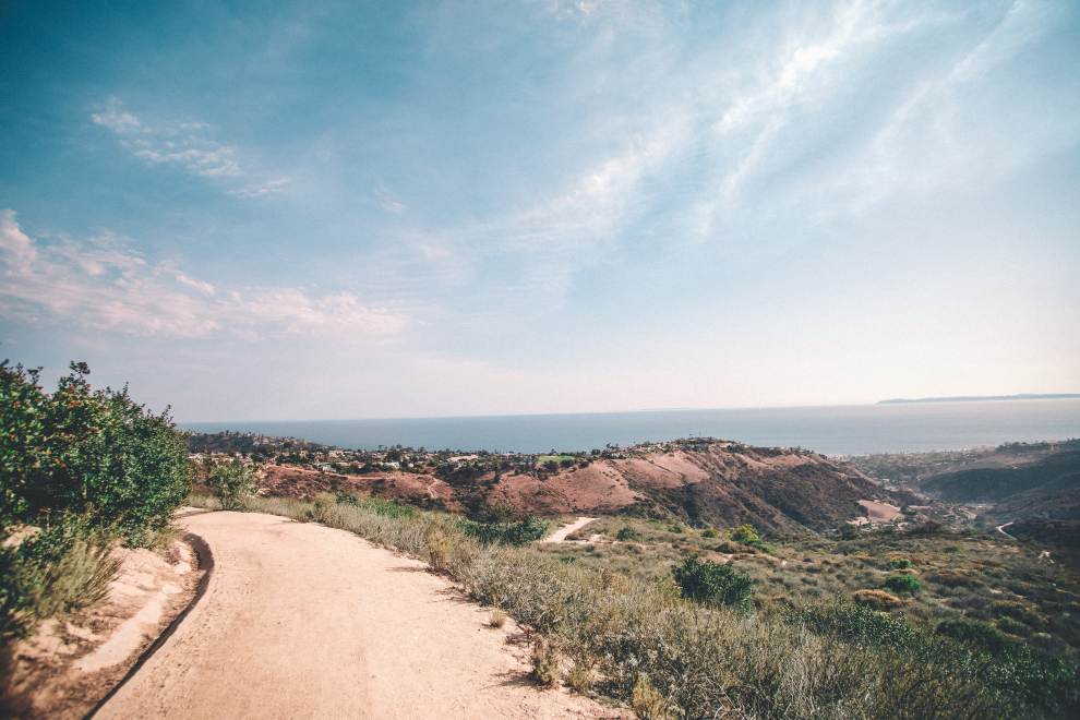 Top of the world hiking trail view in Laguna Beach